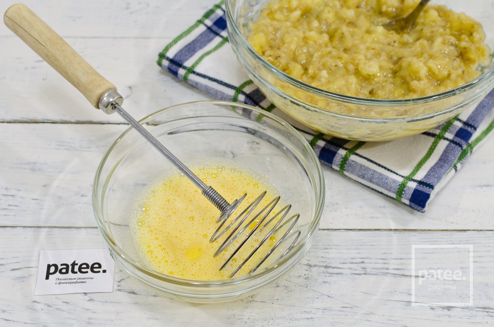 Банановые кексы с овсяными хлопьями и грецким орехом - Шаг 8