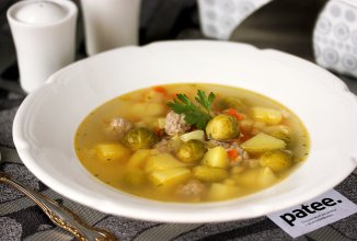 Суп с фрикадельками и брюссельской капустой