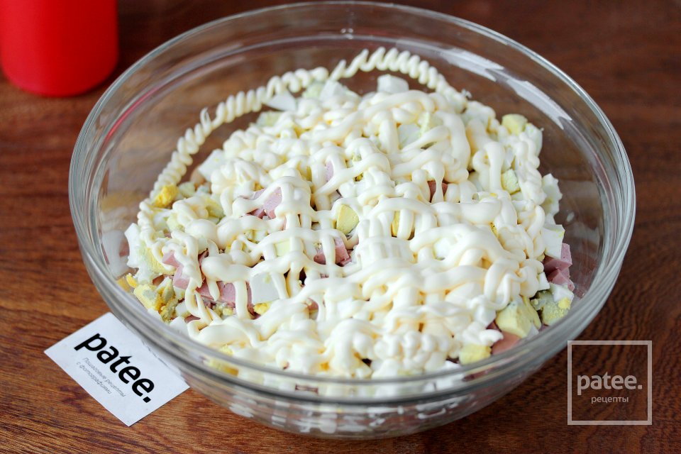 Салат с колбасой и фасолью - Шаг 11