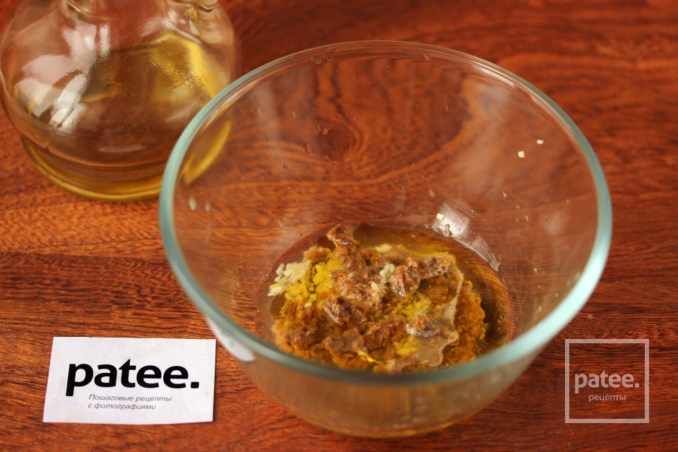 Салат Цезарь с анчоусами - Шаг 8