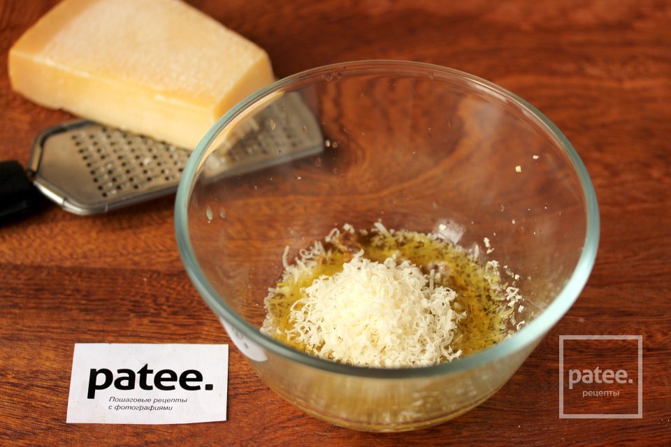 Салат Цезарь с анчоусами - Шаг 9