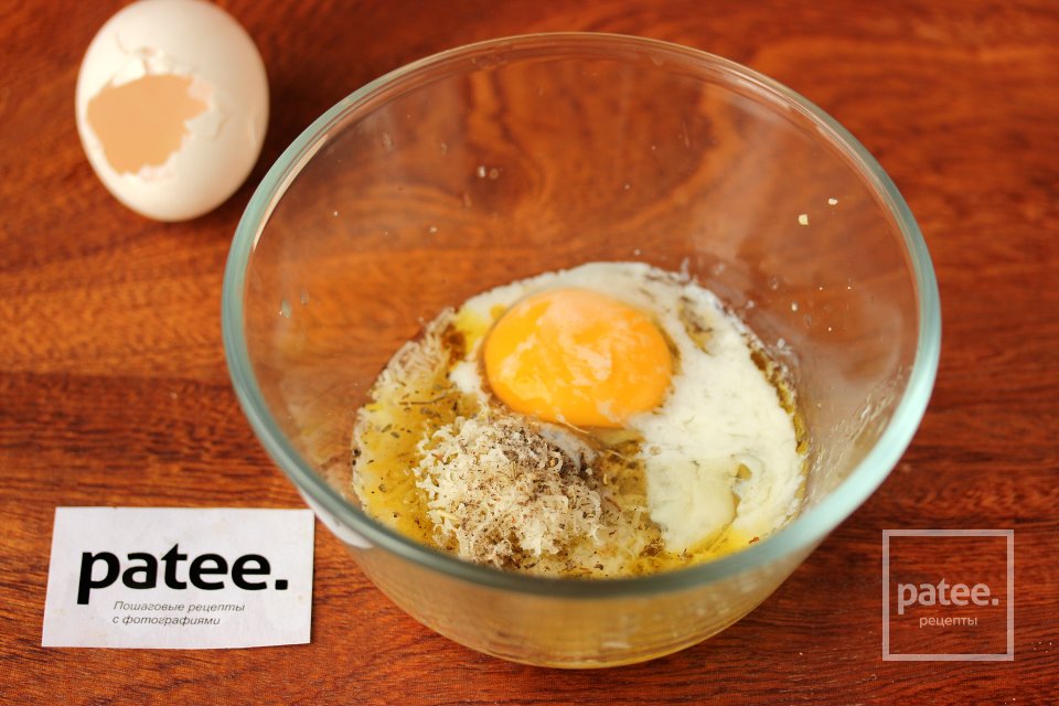 Салат Цезарь с анчоусами - Шаг 12