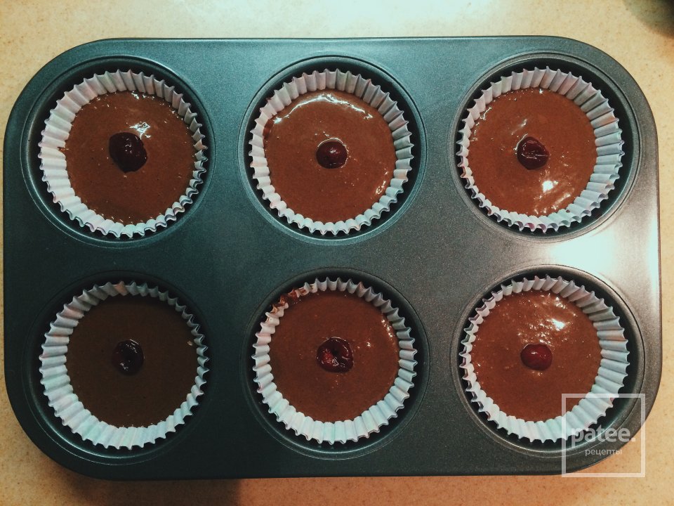 Брауни с вишней - Шаг 4