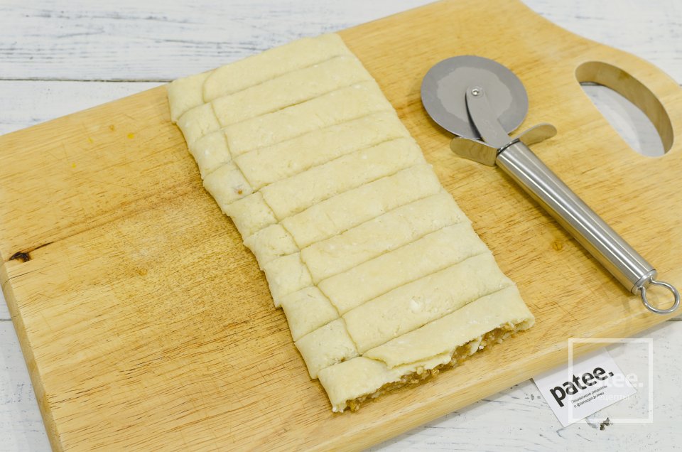 Вертуны из творожного теста с ореховой начинкой - Шаг 20