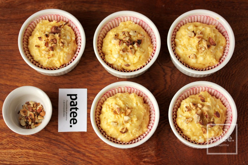 Творожные кексы с сахарно-ореховой корочкой - Шаг 11