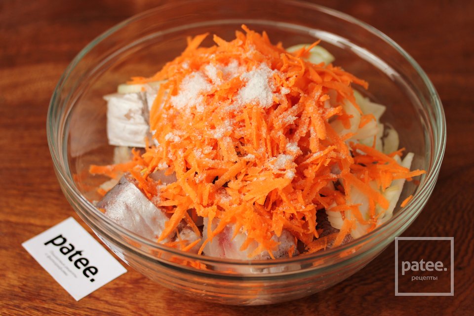 Хек в томатном соусе с овощами - Шаг 5