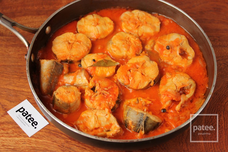 Хек в томатном соусе с овощами - Шаг 12