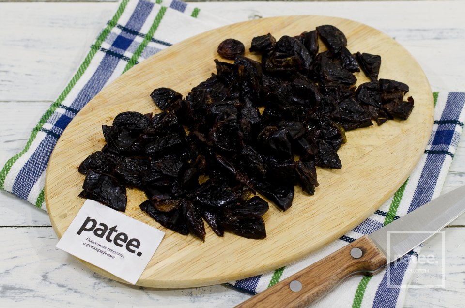 Сладкий плов с сухофруктами, медом и орехами - Шаг 4