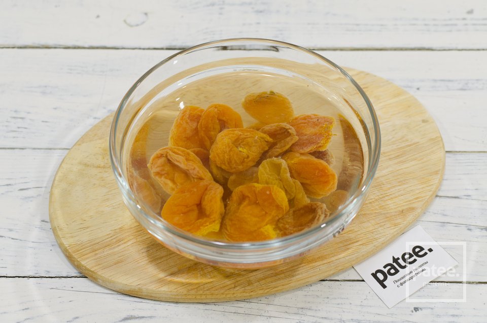 Сладкий плов с сухофруктами, медом и орехами - Шаг 5