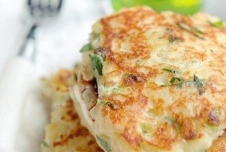 Картофельные оладьи с сыром