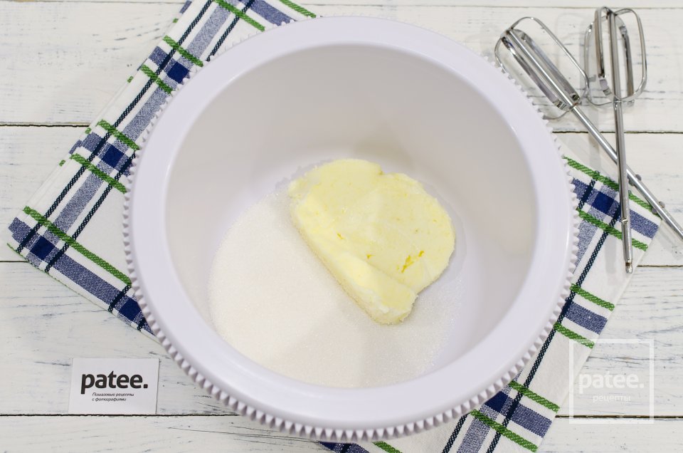 Банановый кекс с орехами и шоколадной крошкой - Шаг 2