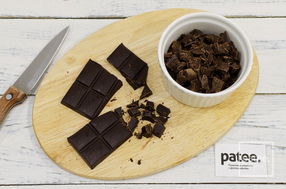 Банановый кекс с орехами и шоколадной крошкой - Шаг 10