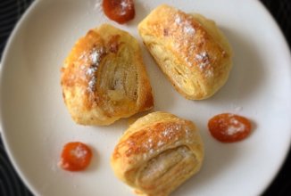 Слоенки с творожной начинкой