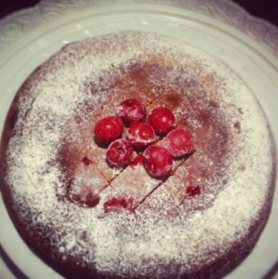 Шоколадный клафути с вишней - Шаг 1