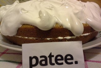 Манник с бизе