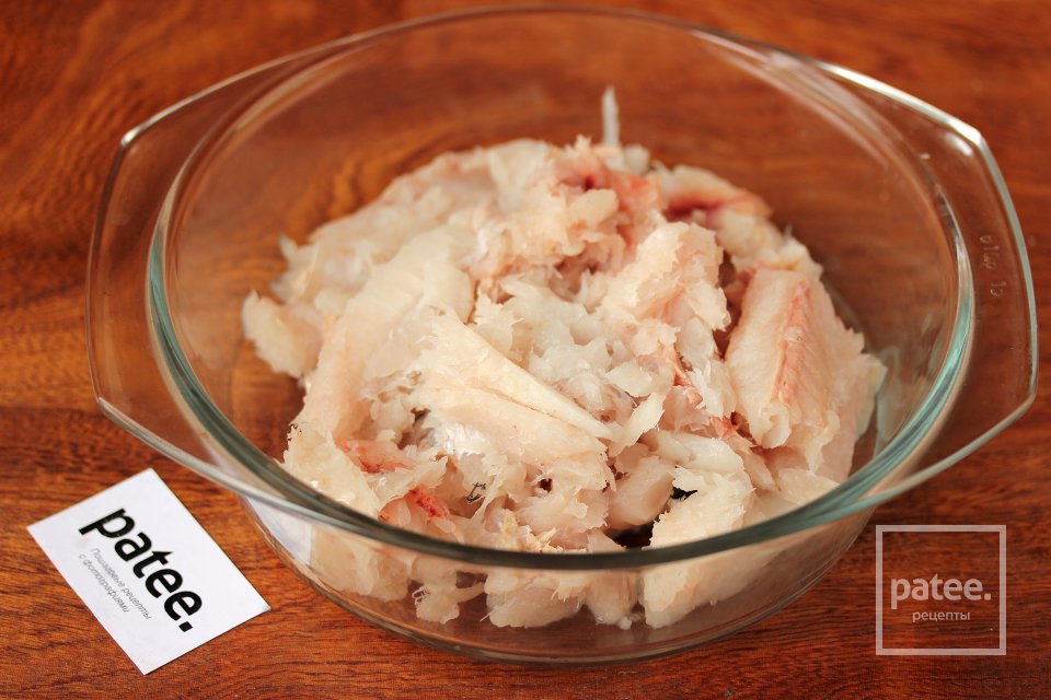 Рыбные котлеты из хека - Шаг 2