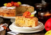 Пирог с яблоками и ананасами