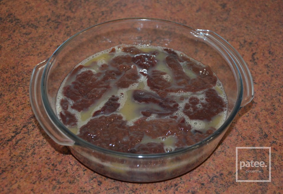 Отбивные из свиной печени в сметанно-чесночном соусе - Шаг 8