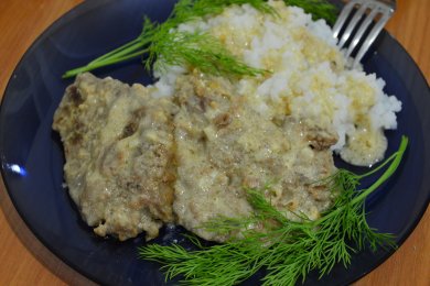 Отбивные из свиной печени в сметанно-чесночном соусе - приготовление