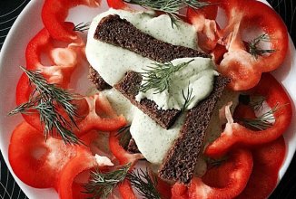 Закуска из творога с зеленью и чесноком