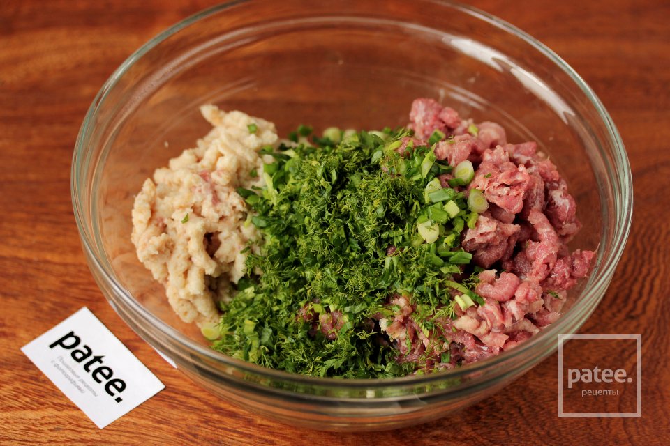 Сочные котлеты из свинины со льдом - Шаг 5