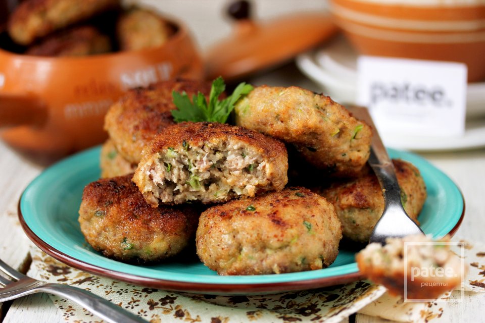 Сочные котлеты из свинины со льдом - Шаг 13