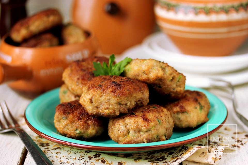 Сочные котлеты из свинины со льдом - Шаг 14