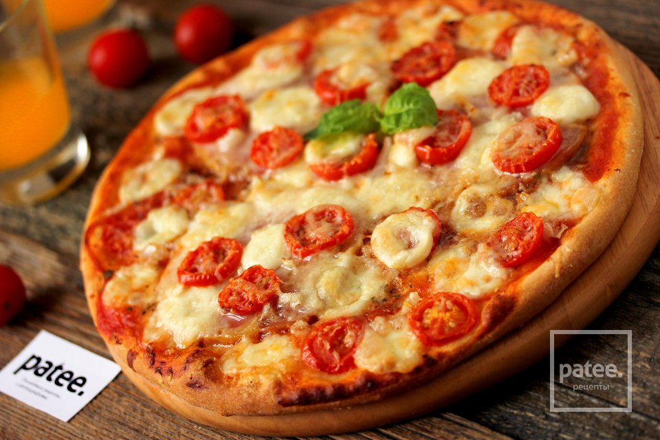 Пицца с ветчиной, помидорами черри и моцареллой - Шаг 11