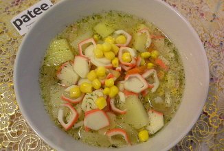 Кукурузная похлебка с крабовыми палочками