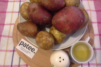 Картофель с чесноком и специями - приготовление