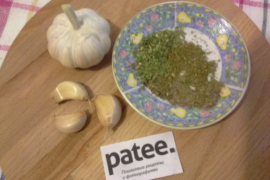 Картофель с чесноком и специями - приготовление