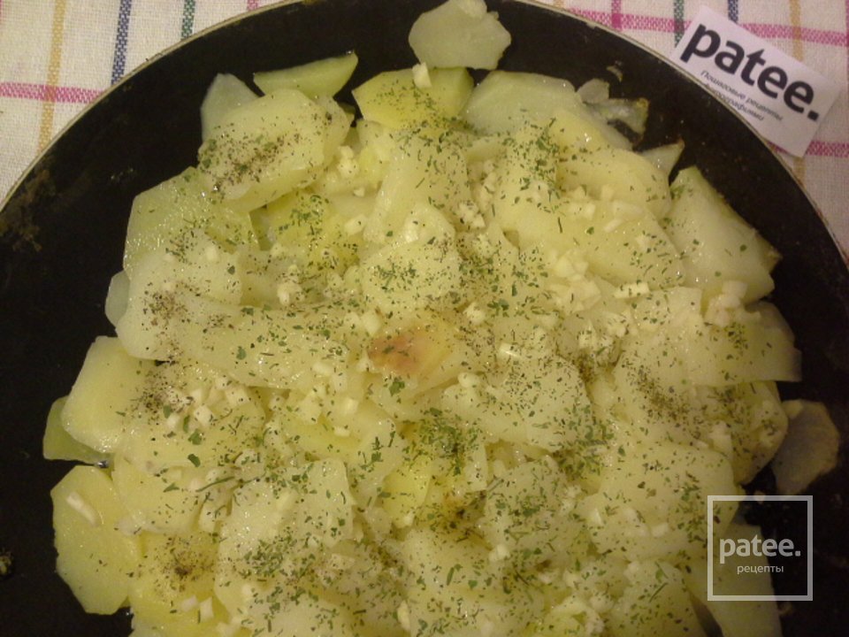 Картофель с чесноком и специями - Шаг 9