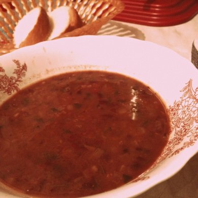Суп с красной фасолью.
