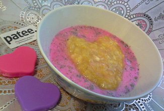 Банановое пюре с йогуртом и мелиссой