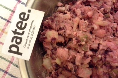 Винегрет с рыбой "Смокинг" - приготовление