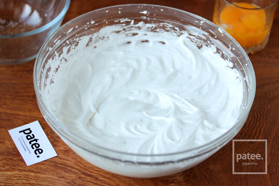 Бисквит с шоколадной пропиткой - Шаг 3