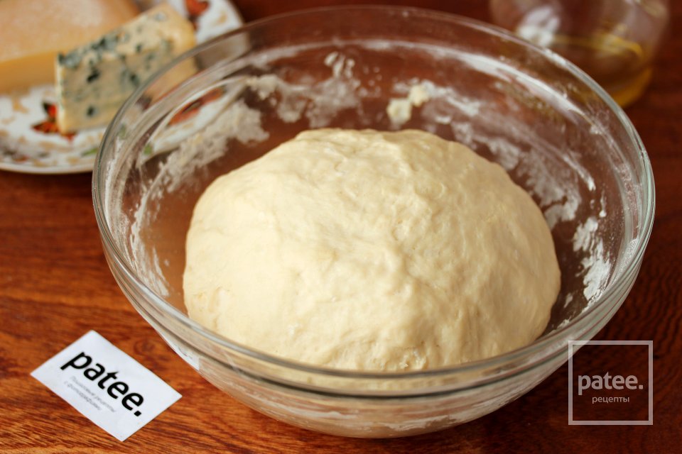 Сырные лепёшки на сметане - Шаг 9