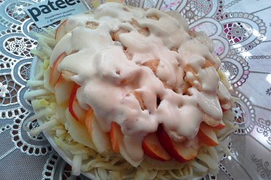 Салат из картофеля, яблок и бананов с имбирем - приготовление