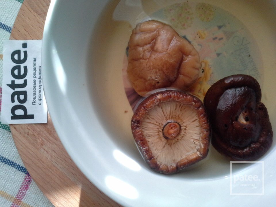 Спагетти с грибами шиитаке - Шаг 3