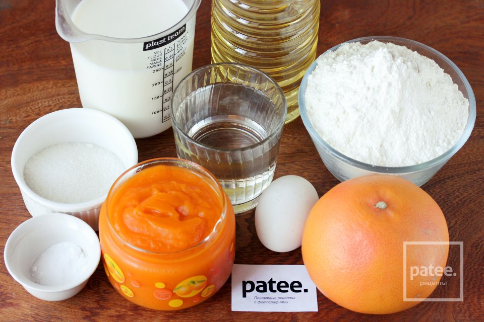 Тонкие тыквенные блины с грейпфрутом - Шаг 1
