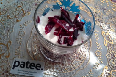 Салат из свеклы со сметаной "Молодость" - приготовление