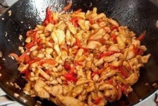 Курица "стир-фрай" с кисло-сладком соусе