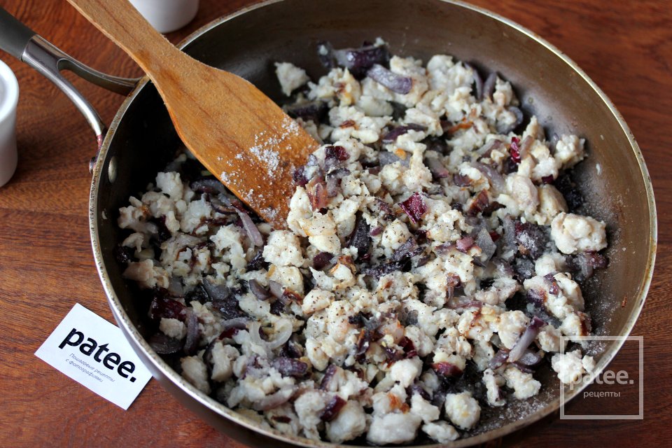 Блины фаршированные рыбой и сыром - Шаг 6