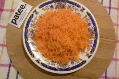 Морковный салат с кисло-сладким яблочным соусом - приготовление