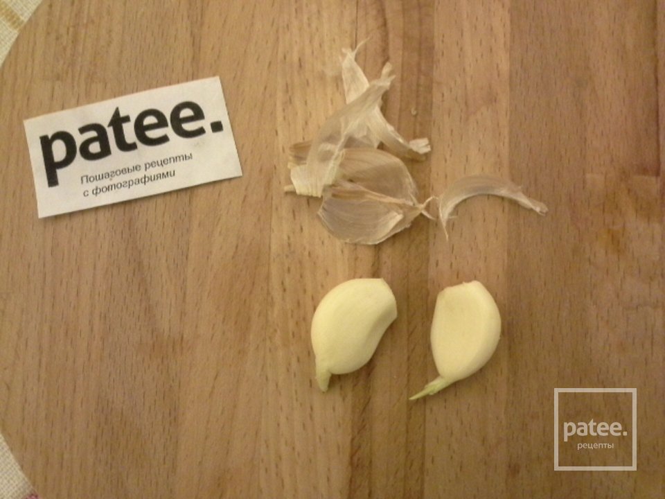 Салат из сыра с чесноком - Шаг 4