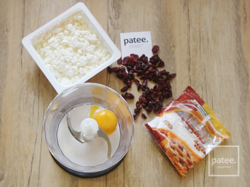 Блинная запеканка с творогом и клюквой - Шаг 2