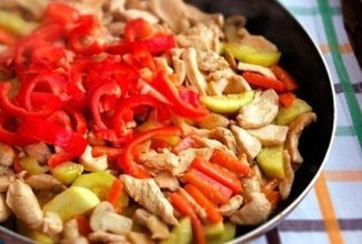 Соте с курицей и грибами