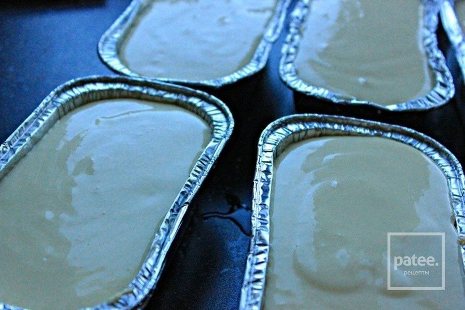 Творожники с кокосом и персиками - Шаг 1