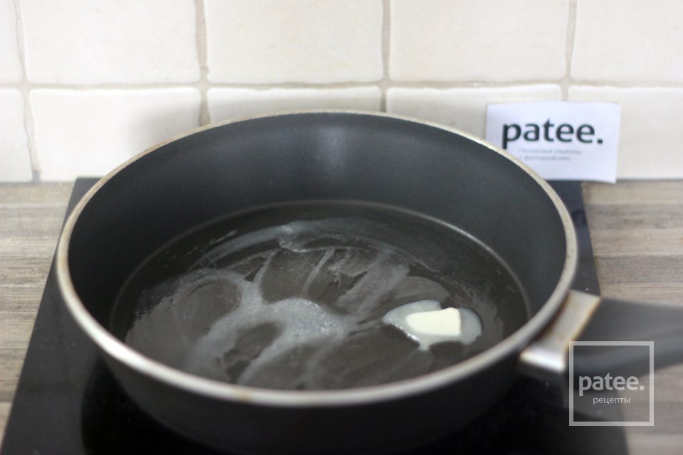 Полезные овсяные оладьи на йогурте - Шаг 10