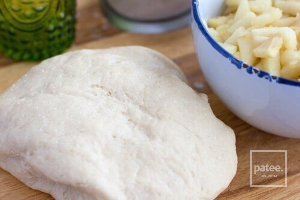 Яблочные пирожки. - Шаг 2